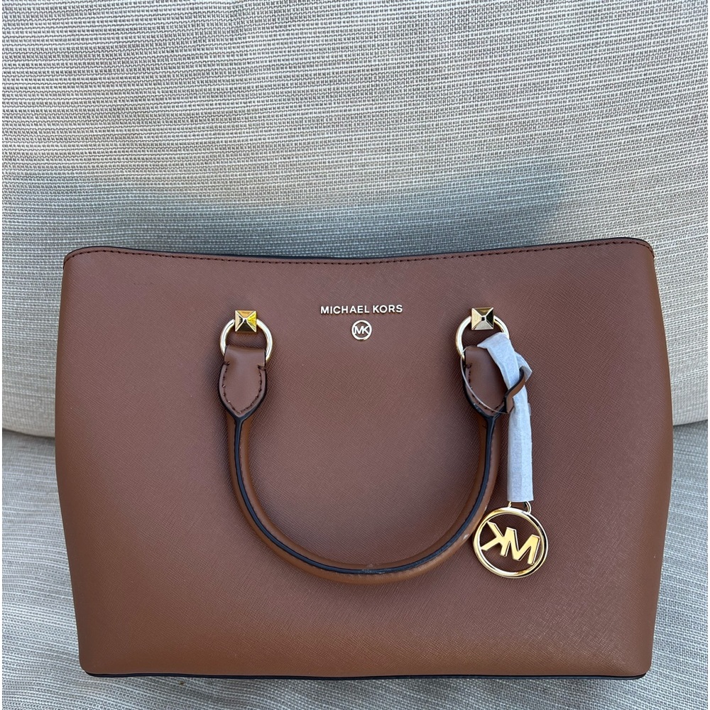 Michael Kors, large satchel/handbag/Crossbody purse